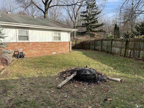 7961 Comanche Trl, Temperance, MI 48182 photo 15