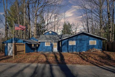2106 Jefferson, Harrison, MI 48625