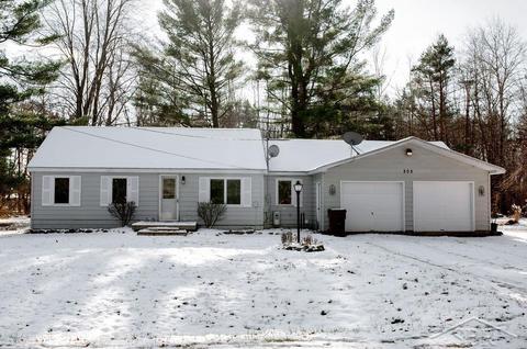 205 Clendening, Gladwin, MI 48624 photo 1