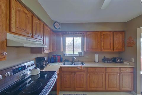 6477 E Potter Rd, Davison, MI 48423 photo 5