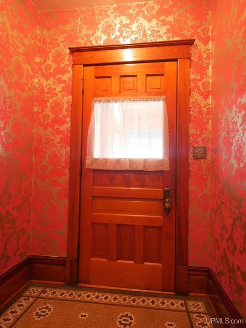 417 Mine St, Hancock, MI 49930 photo 5