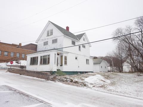 417 Mine St, Hancock, MI 49930 photo 1