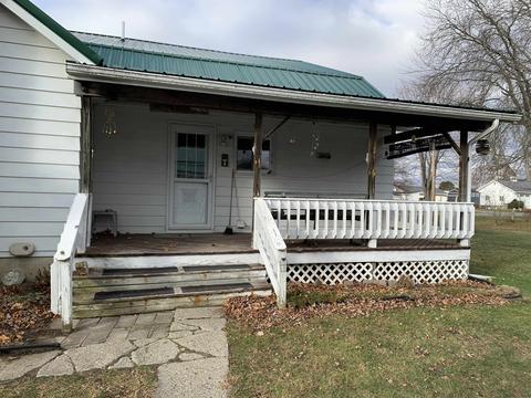 203 E 4th, Oakley, MI 48649 photo 4