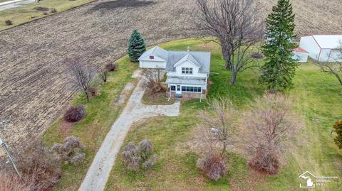 4387 S Custer, Monroe, MI 48161 photo 2