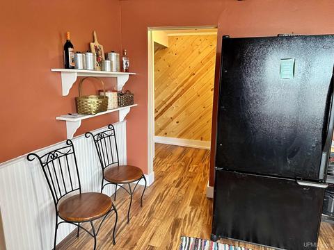 302 Chestnut, Munising, MI 49862 photo 4