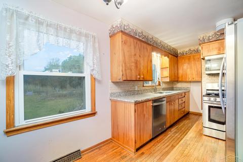 10145 E Mount Morris Rd, Davison, MI 48423 photo 9