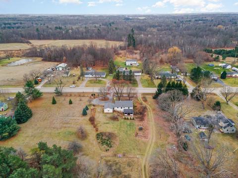 10145 E Mount Morris Rd, Davison, MI 48423 photo 32