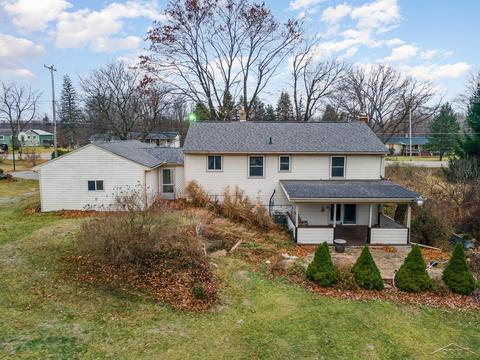 10145 E Mount Morris Rd, Davison, MI 48423 photo 4