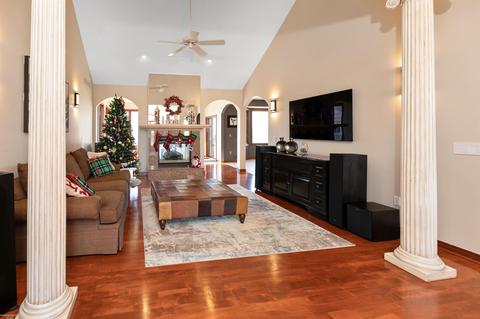 52325 Monaco Dr, Macomb, MI 48042 photo 3