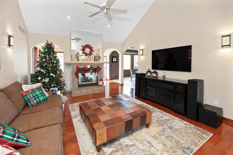 52325 Monaco Dr, Macomb, MI 48042 photo 17