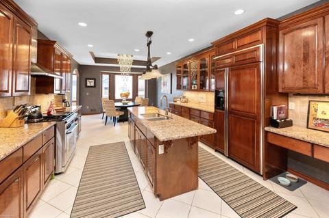 52325 Monaco Dr, Macomb, MI 48042 photo 9