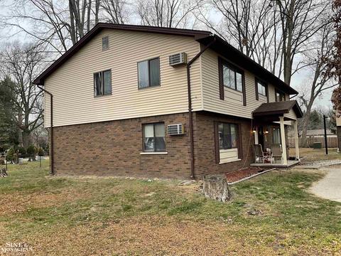 1200 Fruit St, Algonac, MI 48001 photo 4