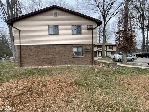 1200 Fruit St, Algonac, MI 48001 photo 5