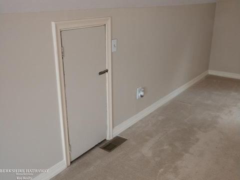 23091 David, Eastpointe, MI 48021 photo 32