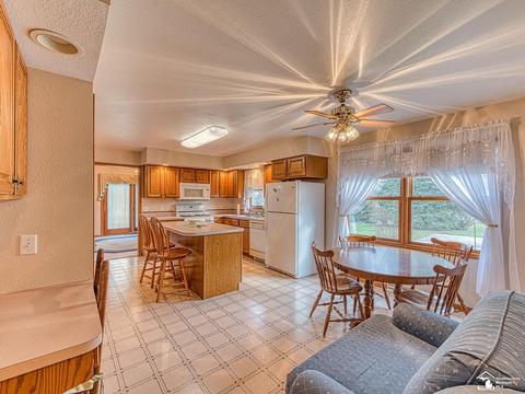 2358 S Custer, Monroe, MI 48161 photo 14