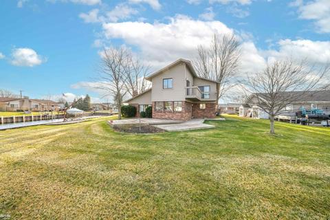 7244 Riverside Dr, Clay, MI 48001 photo 5