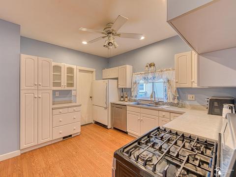 203 Riverview, Monroe, MI 48162 photo 8