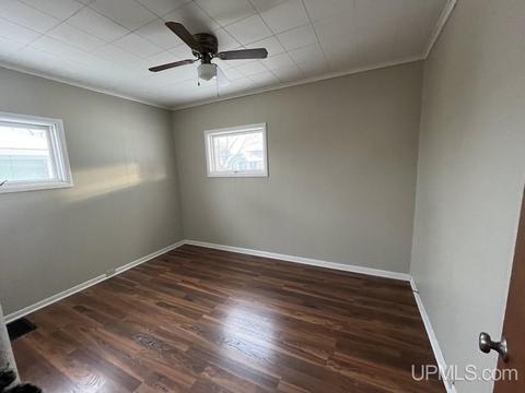 816 S 16th St, Escanaba, MI 49829 photo 17