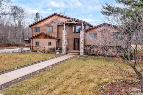 9770 Puttygut, Casco, MI 48064 photo 2