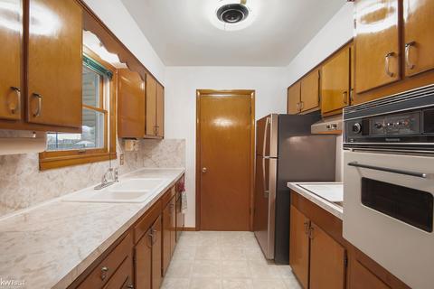1373 Mitson, Flint, MI 48504 photo 12