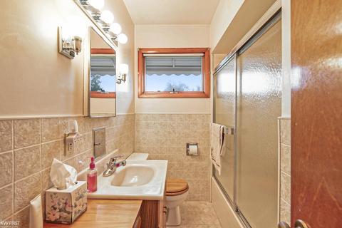 1373 Mitson, Flint, MI 48504 photo 8
