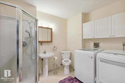 4366 Captains Ln, Flint, MI 48507 photo 21