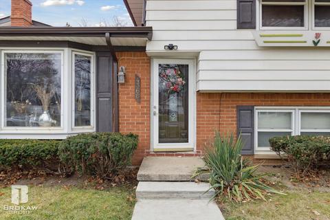 4366 Captains Ln, Flint, MI 48507 photo 6