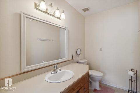 4366 Captains Ln, Flint, MI 48507 photo 20