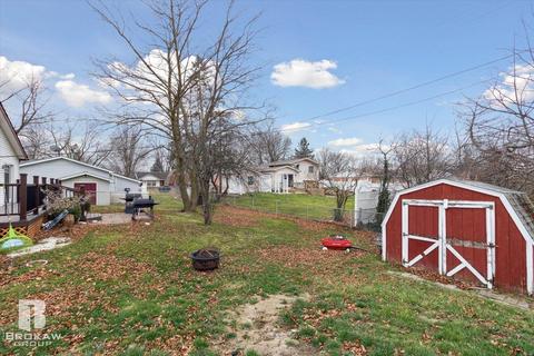 4366 Captains Ln, Flint, MI 48507 photo 45