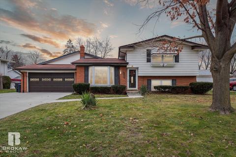 4366 Captains Ln, Flint, MI 48507 photo 1