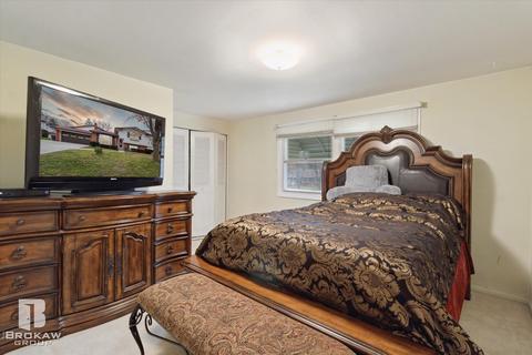 4366 Captains Ln, Flint, MI 48507 photo 32