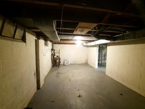 421 Greenfield, Flint, MI 48503 photo 28