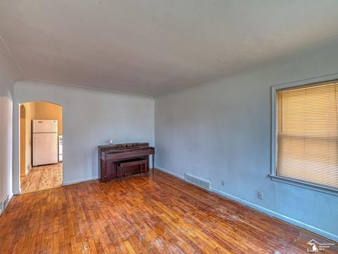 218 Toll St, Monroe, MI 48162 photo 3