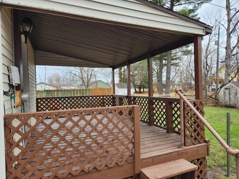 420 E Beech, Gladwin, MI 48624 photo 5