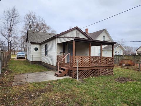 420 E Beech, Gladwin, MI 48624 photo 3
