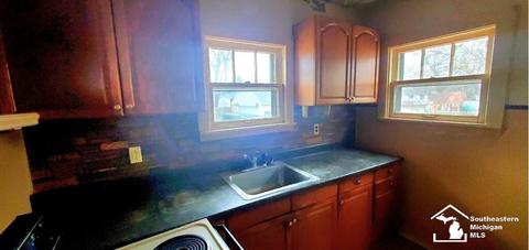 416 Toll, Monroe, MI 48162 photo 9