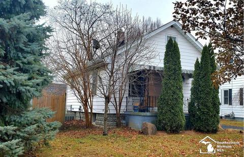 416 Toll, Monroe, MI 48162 photo 2