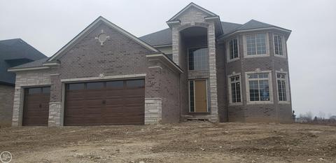 52587 Char Marie #13, Macomb, MI 48042