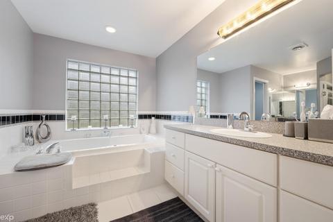 46609 Pine Valley Dr, Macomb, MI 48044 photo 34