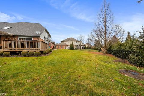 46609 Pine Valley Dr, Macomb, MI 48044 photo 10
