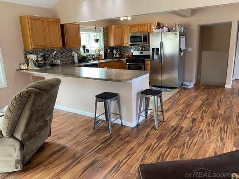 36511 Milo St, New Baltimore, MI 48047 photo 8