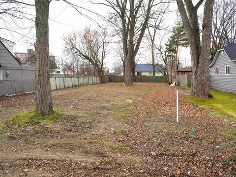 25060 Harrison, Harrison Township, MI 48045