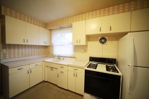 3110 Cherokee Ave, Flint, MI 48507 photo 8