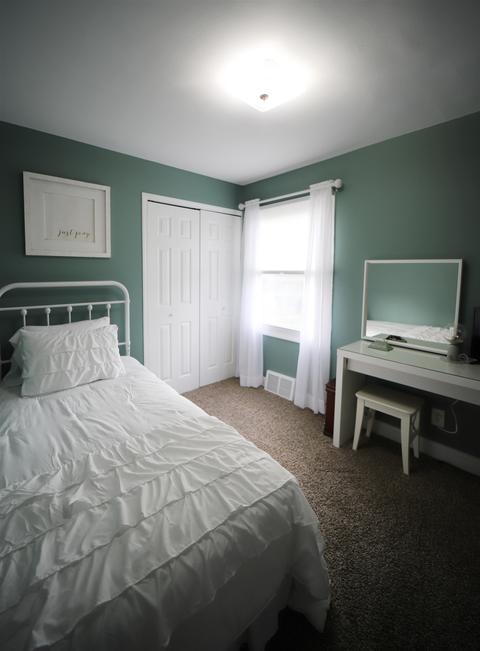 916 Gerald St, Flushing, MI 48433 photo 11