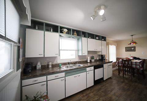 916 Gerald St, Flushing, MI 48433 photo 6