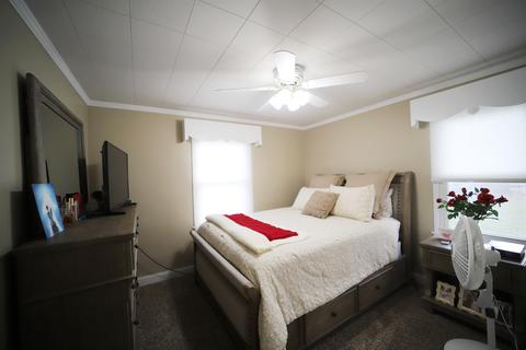 916 Gerald St, Flushing, MI 48433 photo 10