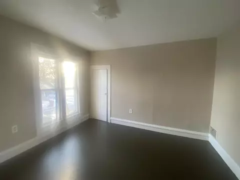 317 E Mason, Owosso, MI 48867 photo 4