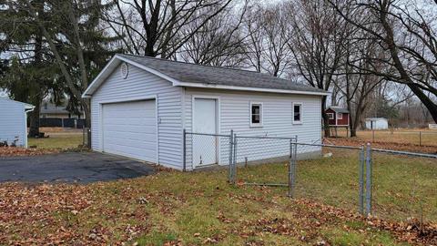 744 N Un, Tecumseh, MI 49286 photo 13