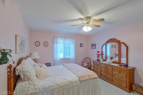 8213 Seymour, Flushing, MI 48433 photo 31