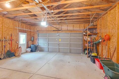 8213 Seymour, Flushing, MI 48433 photo 40
